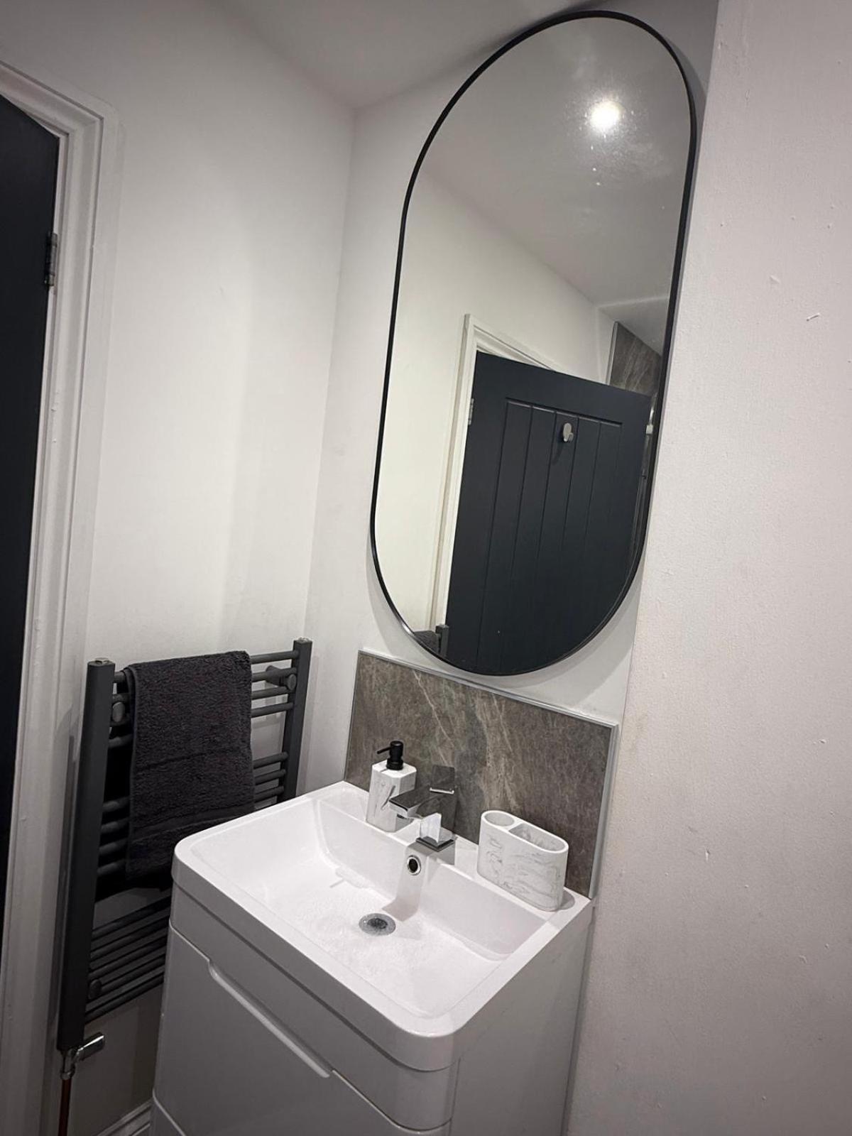 Seaside Studio Apartment Weston-super-Mare Exterior foto